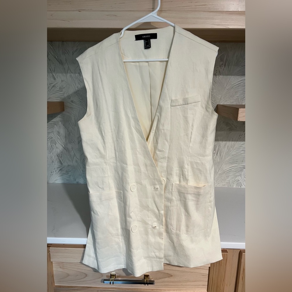 Forever 21 Sleeveless Vest